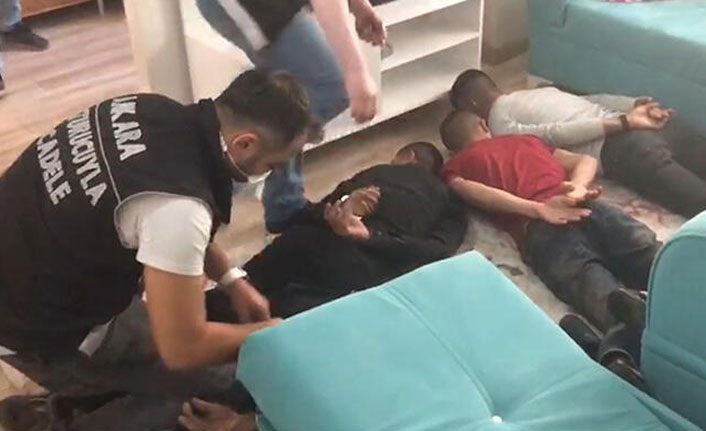 130 uyuşturucu operasyonu! 260 kişi yakalandı