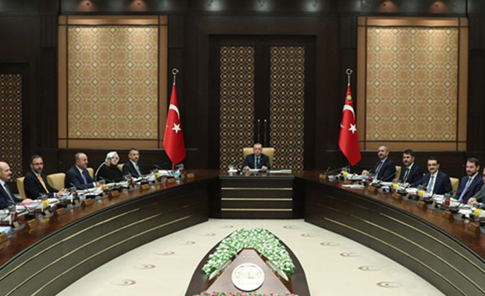 Kabine toplanıyor! Masada 3 önemli konu