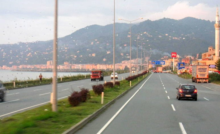 Rize-Çayeli ve Artvin Erzurum yolunda çalışma