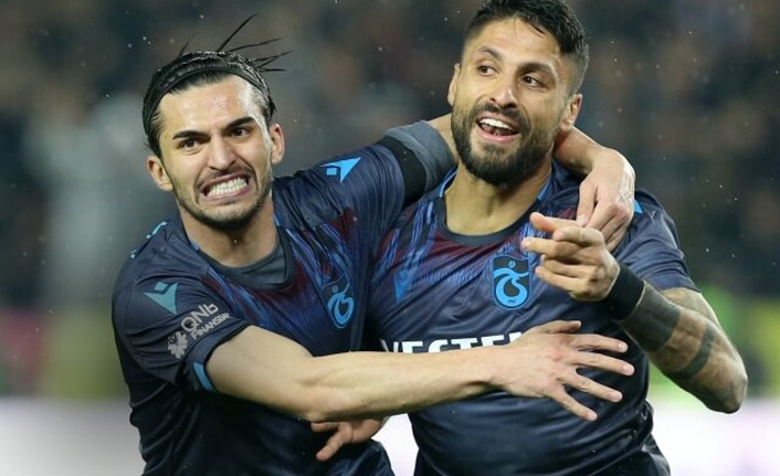 Süper Lig ekibi Trabzonspor'un savunmacısına talip