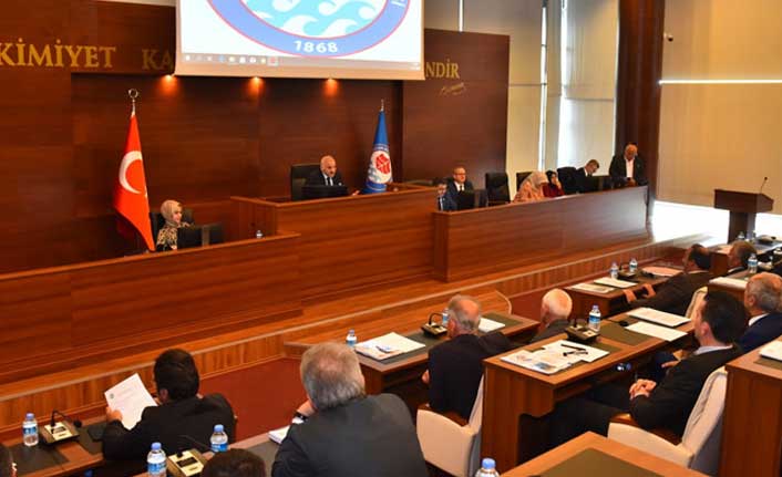 Başkan Zorluoğlu Mecliste projeleri anlattı