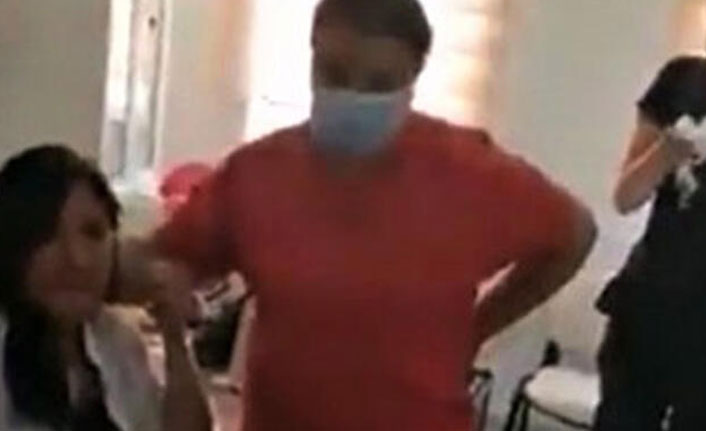 Sağlık ocağında dehşet! Hemşireler saldırdı bir kişiyi bıçakladı