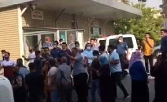 Koronavirüs hastası hayatını kaybetti, yakınları doktorlara saldırdı