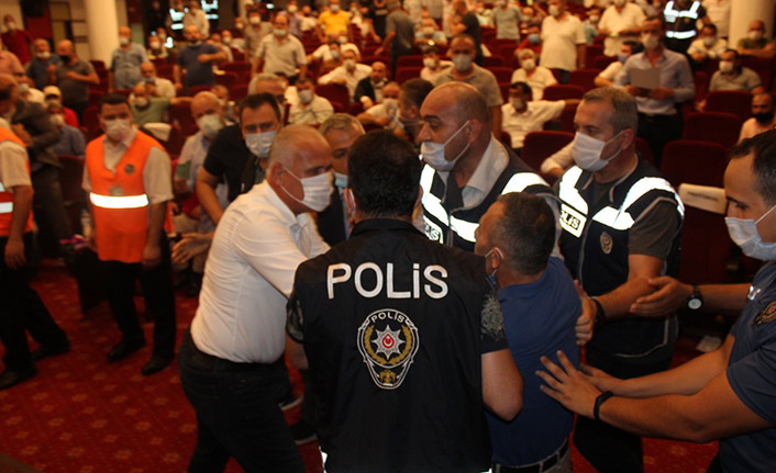 Trabzon'da minibüsçüler seçim yaptı