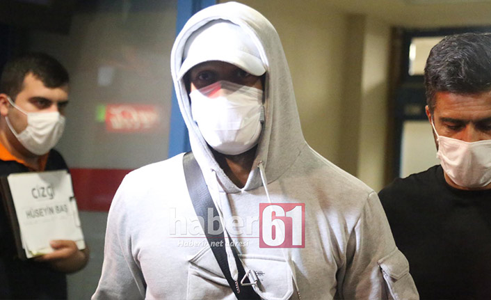 Trabzonspor'un yeni transferi Lewis Baker Trabzon'da