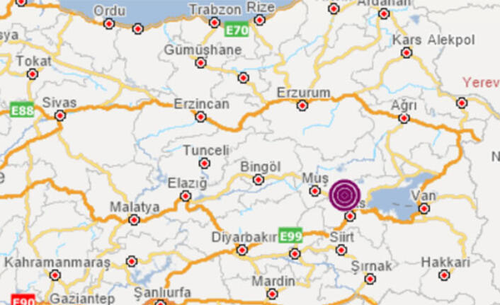 iki ilde korkutan depremler