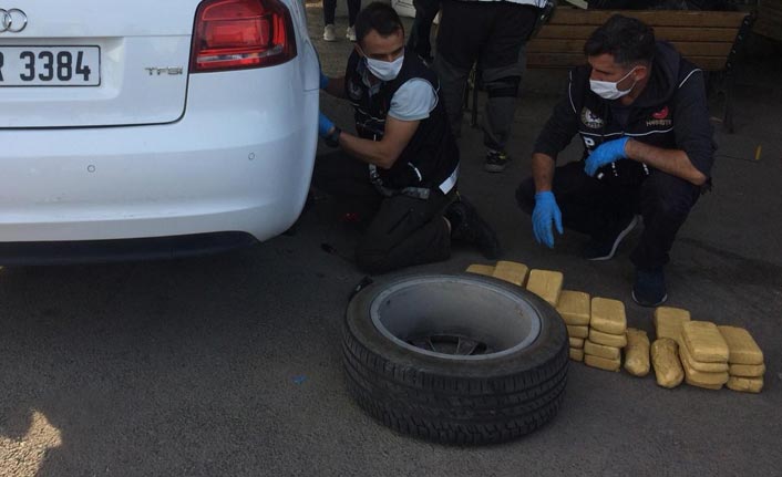 Emekli polisin aracından 61 kilo 750 gram eroin çıktı