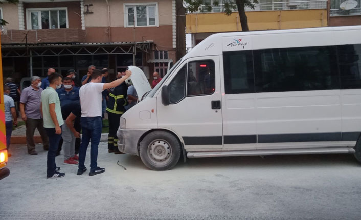 Tekirdağ'da minibüste yangın