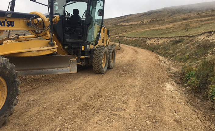 Trabzon'da Büyükşehir'den yol çalışmaları