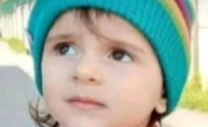 Perde zinciri boğazına dolanan çocuk hayatını kaybetti