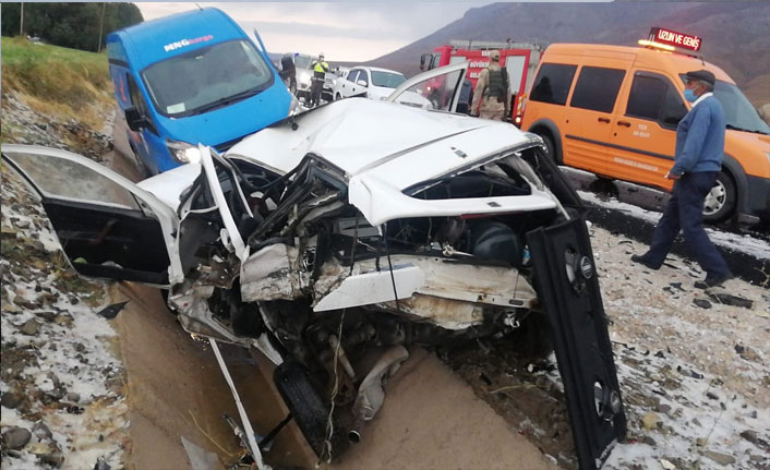 Van’da zincirleme trafik kazası
