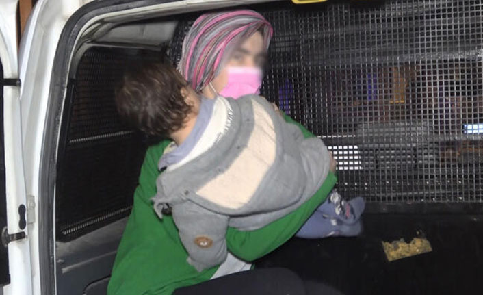 Yemeğin tuzunu beğenmeyen dini nikahlı eşini bıçakladı