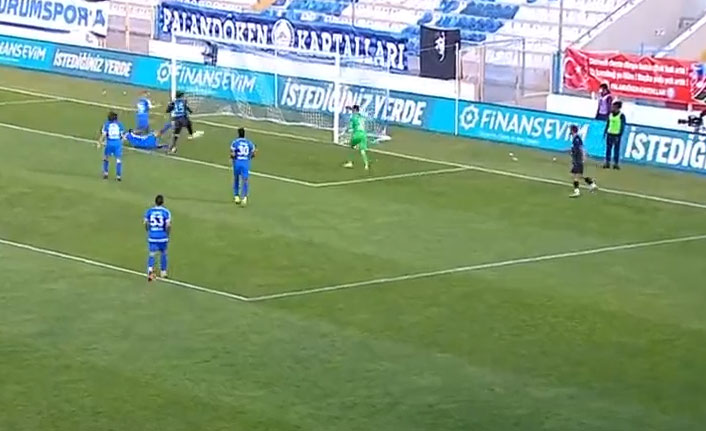 Bilal Başacıkoğlu golünü attı