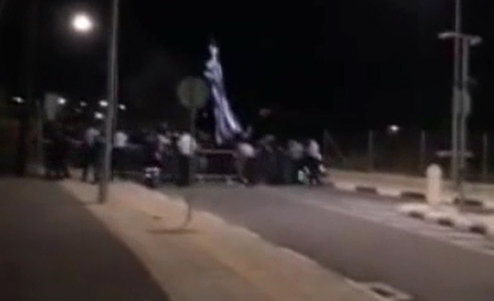 Rumlardan KKTC’ye havai fişekli tahrik