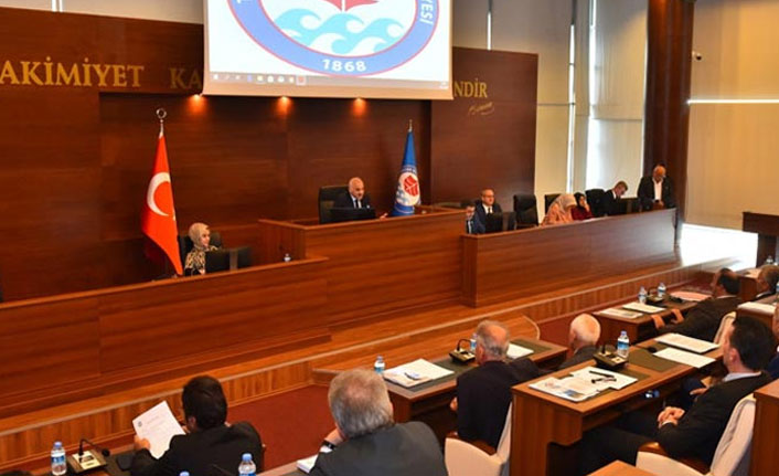 Trabzon Büyükşehir belediye Meclis toplantısına matkap arası