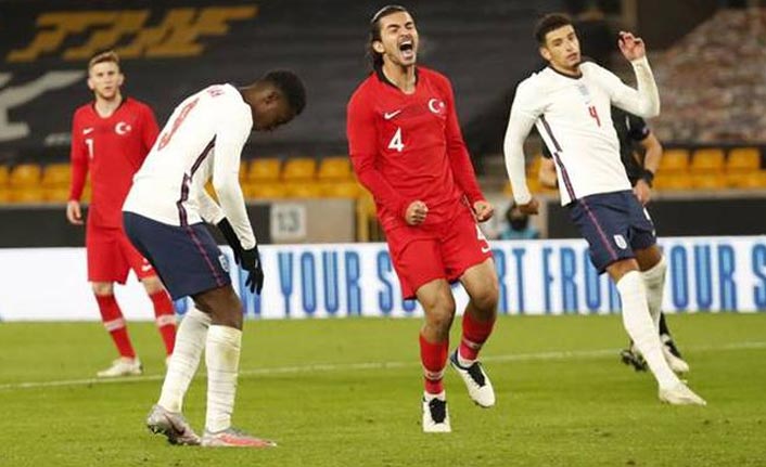 Hüseyin Türkmen'in acı günü! Yine de maça çıktı...