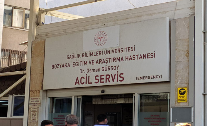  İzmir'de yoldan geçen biri çocuk iki kişi silahlı kavgada yaralandı