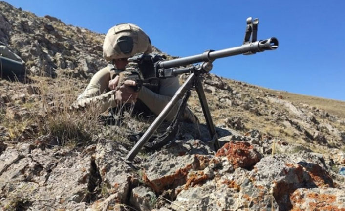 Barış Pınarı bölgesine taciz ateşi açan 3 terörist etkisiz - 18 Ekim 2020