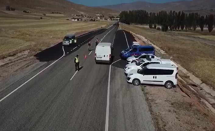 Bayburt'ta Jandarma ekiplerinden droneli denetim