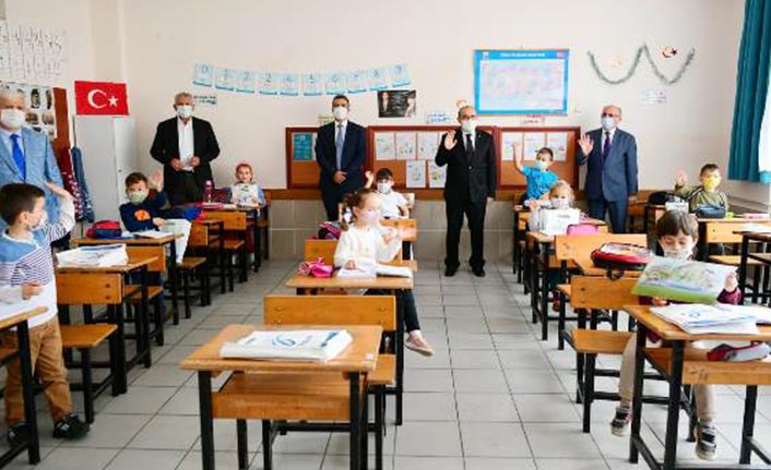 Trabzon’da okulum temiz sertifika töreni düzenlendi