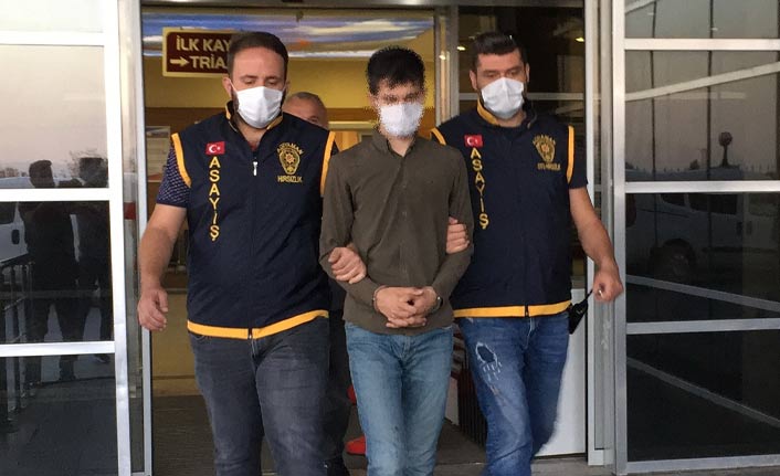 Düğünde sahtesiyle gerçek altını değiştiren dolandırıcı yakalandı