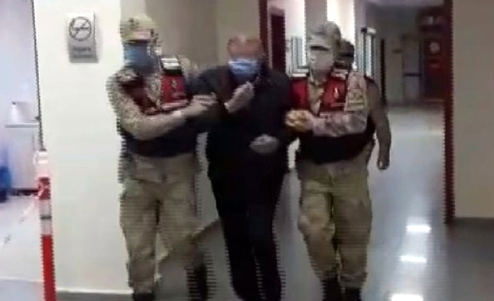 Muhtar 4 erkek çocuğuna istismardan tutuklandı!