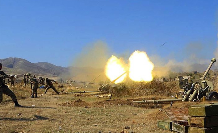 Azerbaycan vurmaya devam ediyor