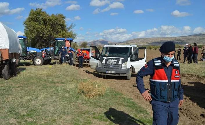 Arazi kavgasında baba oğul hayatını kaybetti