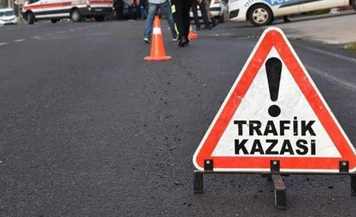 Samsun’un Çarşamba ilçesinde iki otomobil çarpıştı: 3 yaralı