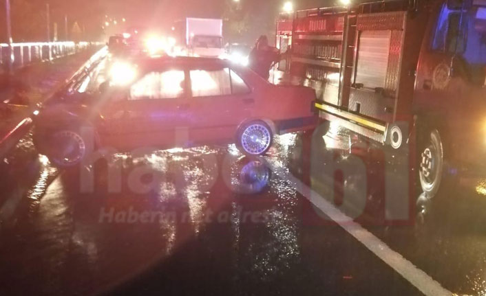 Trabzon Sürmene’de Araç Bariyerlere Çarptı: 1 Yaralı