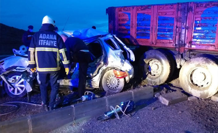 Adana'da trafik kazası: 1 ölü, 2 yaralı