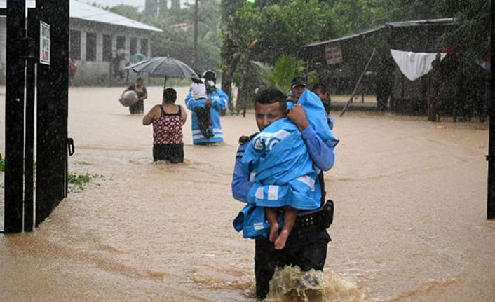 Guatemala'da Eta fırtınasının neden olduğu heyelanda 4 kişi öldü