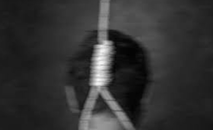 Ceviz ağacına asılı halde bulundu