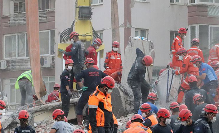 İzmir depreminde can kaybı 115'e yükseldi