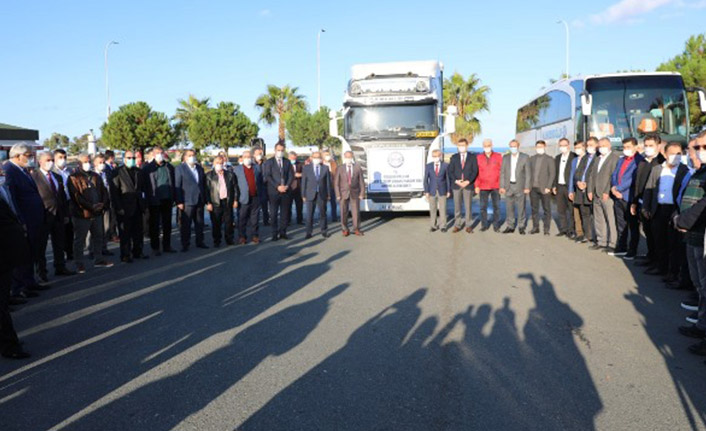 Trabzon'da İzmir'e yardım tırı