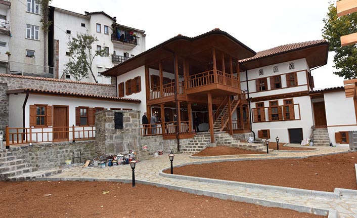 Trabzon'da tarihi konak restore ediliyor