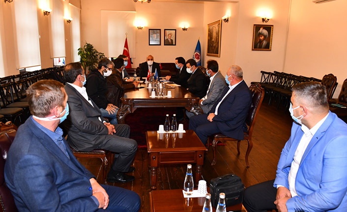 Başkan Zorluoğlu Maçkalı muhtarlarla buluştu