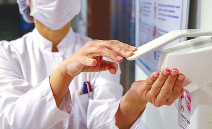 Bir hemşire daha koronavirüsten öldü