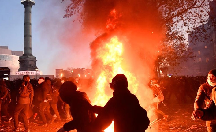 Fransa'da protestolarda olaylar çıktı