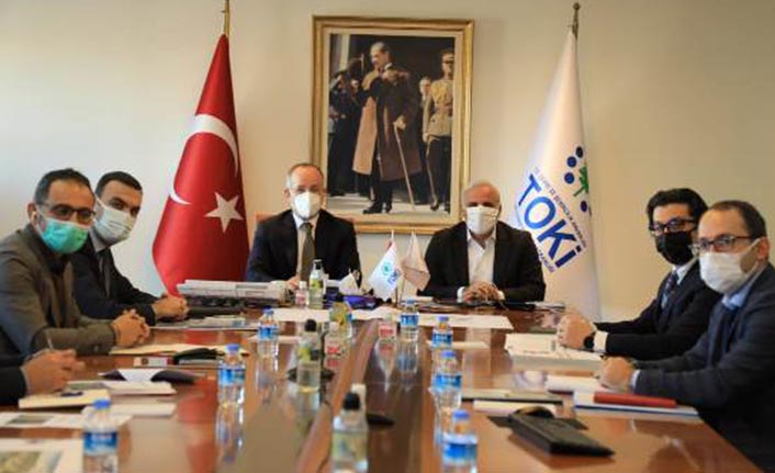 Trabzon'un projelerini Ankara'ya taşıdı