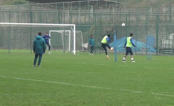 Plaza’dan bir takım denemeler! Önce dağa taşa sonra 90’a