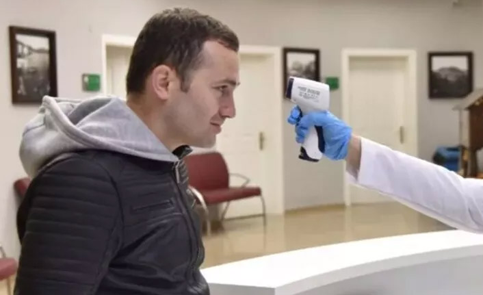 Ateşi 38 ve üstü olan karantinaya!