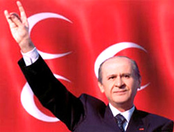 MHP'de Yeniden Bahçeli Başkan