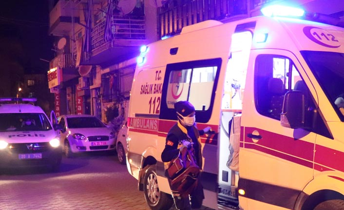 Yaşlı kadın deprem anında 2. kattan düştü