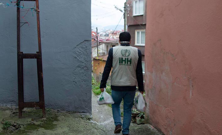 Trabzon İHH'dan ihtiyaç sahiplerine yardım