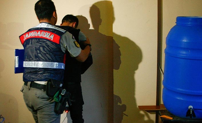 Jandarma kaçakçılara geçit vermiyor