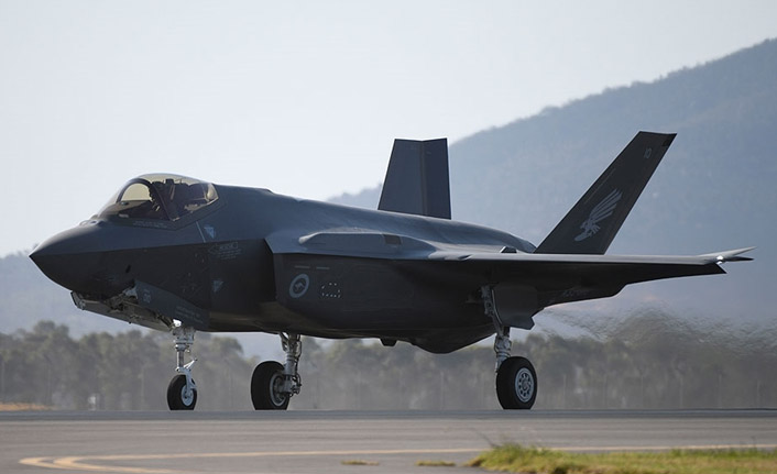 Pentagon F-35'lerin tam kapasite seri üretim kararını askıya aldı