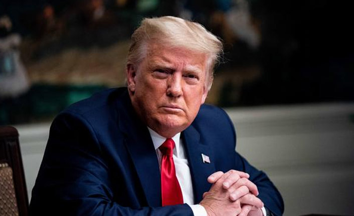 Trump kabinesinden ilk istifa geldi