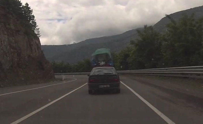 Hopa-Borçka-Artvin yolunda çalışmalar tüm hızıyla sürüyor