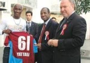 Yattara Başbakan'la Buluştu